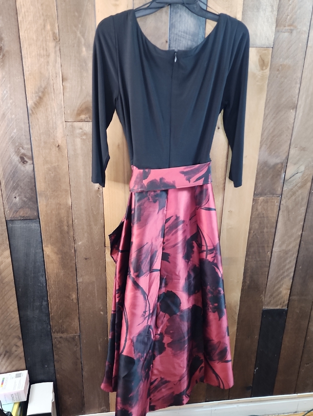 R&M Richards Print Poly Duchess Twill Hi/Lo Dress Size 12 - Picture 6 of 7